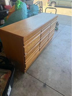 9 drawer dresser