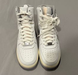 Authentic New in box  Nike
