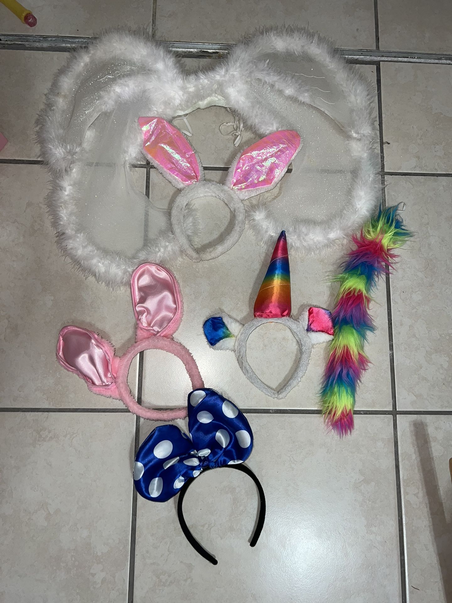 Costume stuff $1 Each
