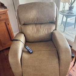 Golden Electric Power Lift & Recliner Chair with Remote