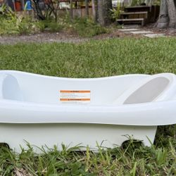 🛁 The First Years Infant Bathtub – Like New!