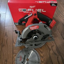 M18 FUEL 18V Lith-Ion Brushless Cordless 6-1/2 in. Circular Saw w