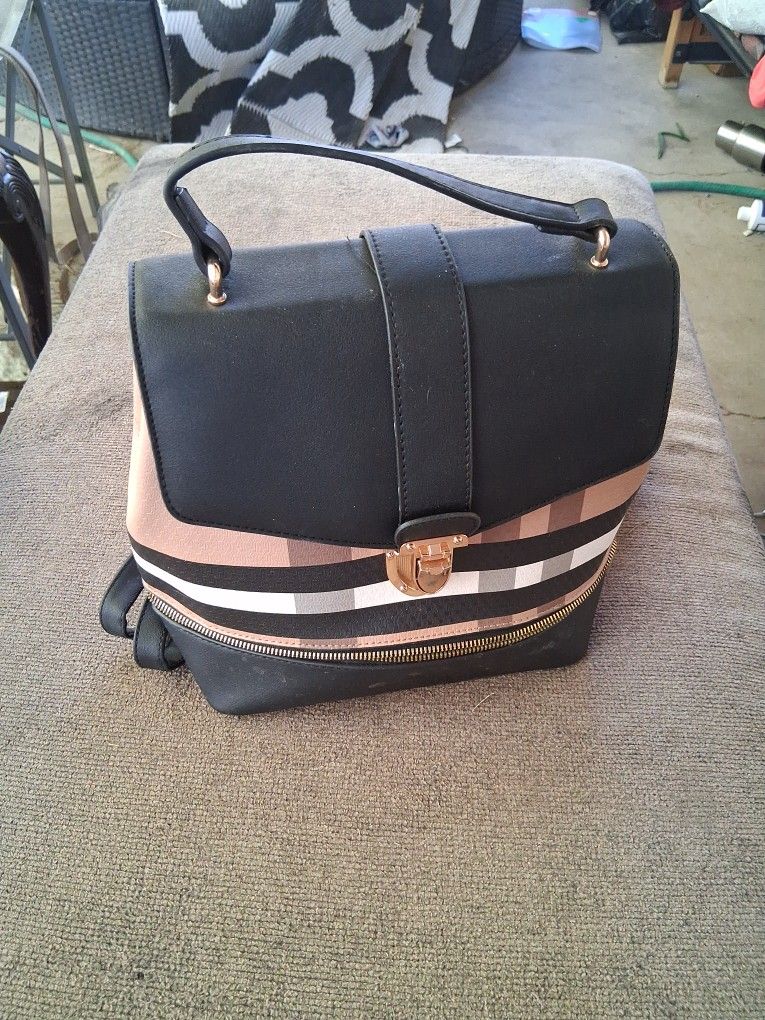 Hand Bag Near Brand New