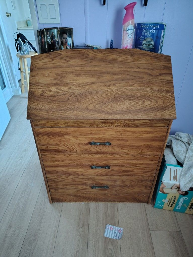 Dresser/Writing Desk $30