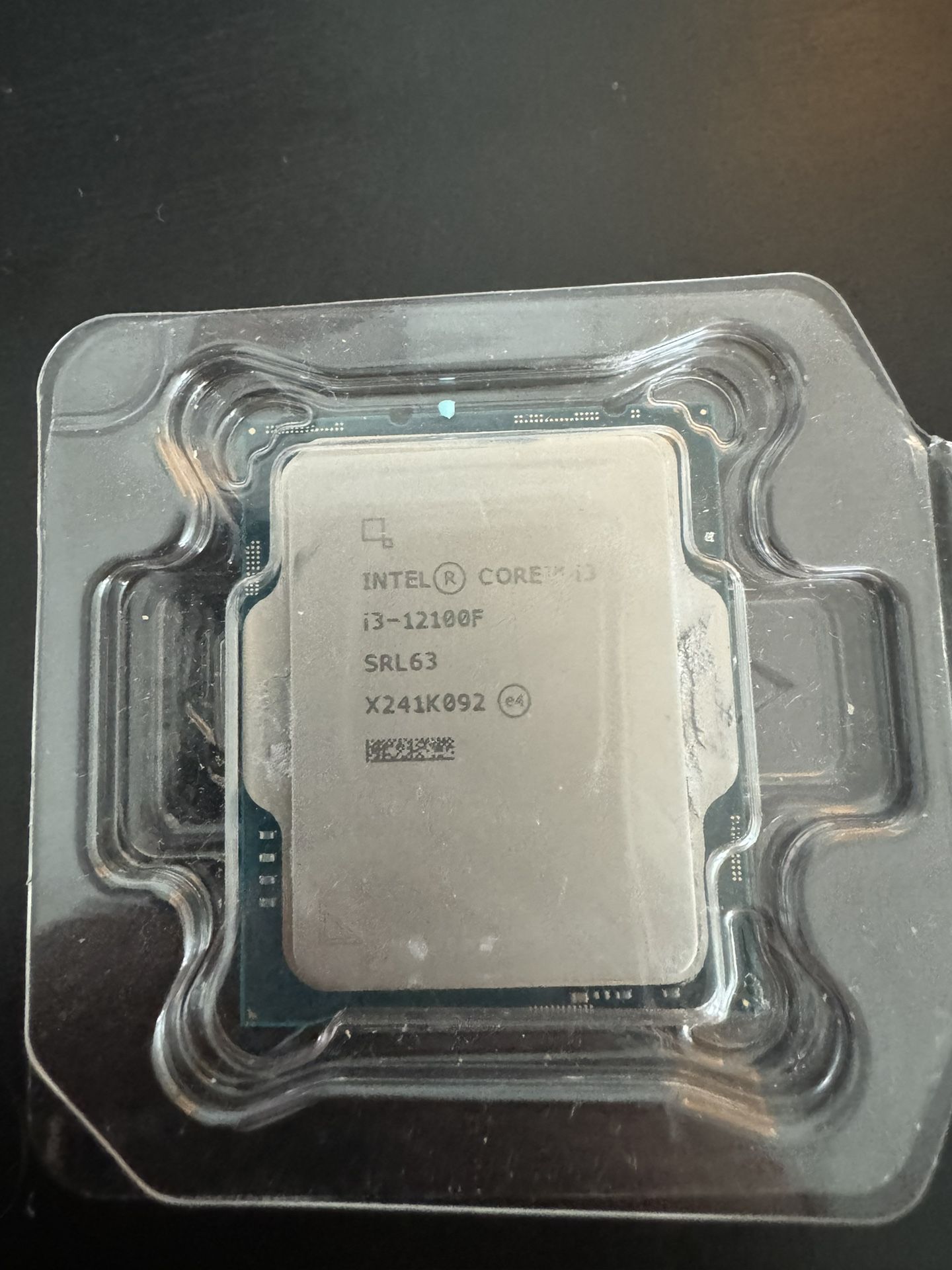 Intel Core i3 12100F