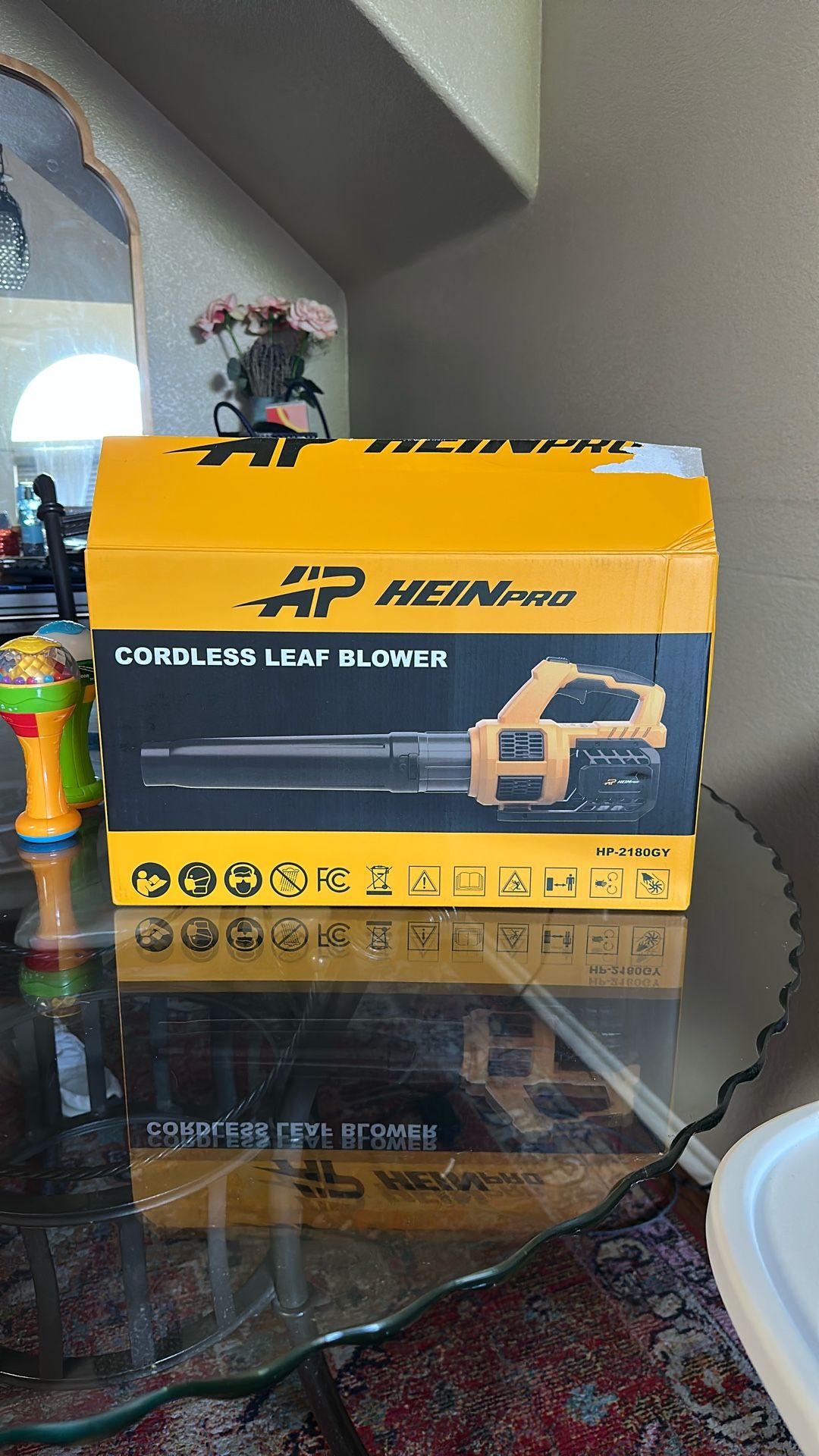 Cordless Leaf Blower