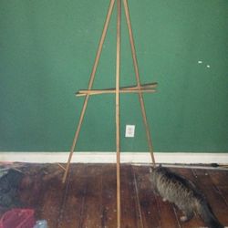 5 And 1/2 Ft Painting Easel