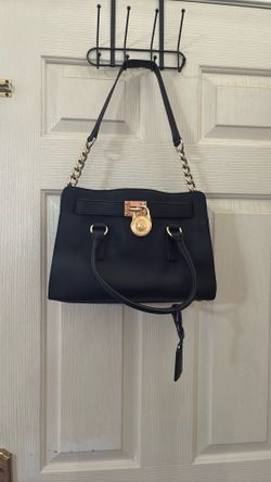 MK Medium Size Purse