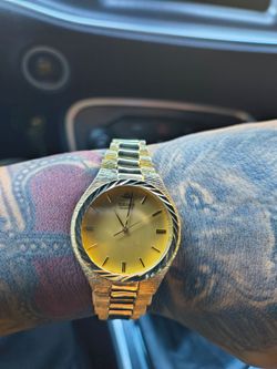 14k gold watch