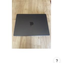 MacBook Pro M3 Pro Chip 16 -1500