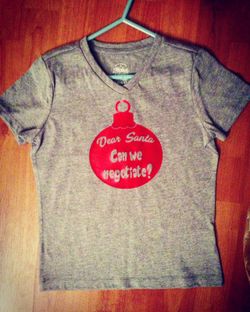 New girls Christmas tee