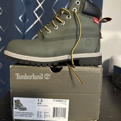 Used Green Timberland Boots Size 1.5 Boys 