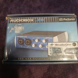Audiobox Usb 2×2 DAW