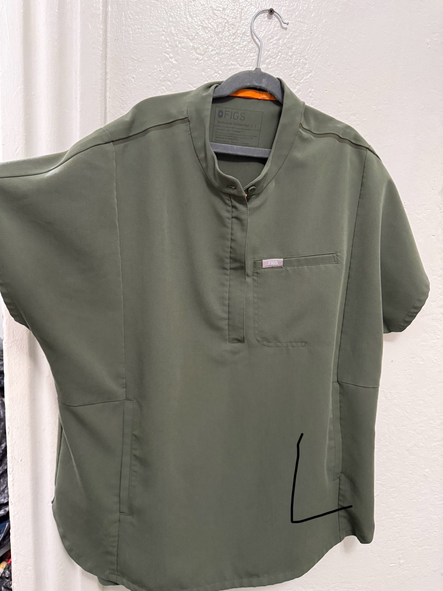 Women’s Figs Scrubs