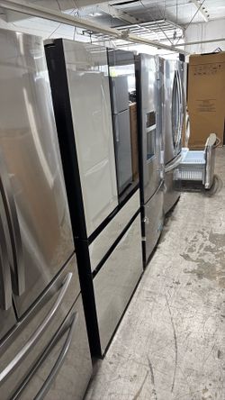 Samsung French door refrigerator Bespoke