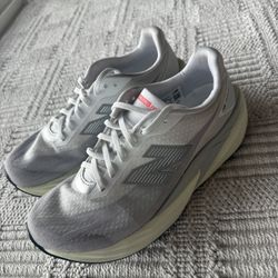 New Balance FuelCell Rebel V5
