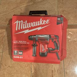Milwaukee Rotary Hammer