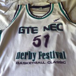 Game Worn African Loul Deng Jersey