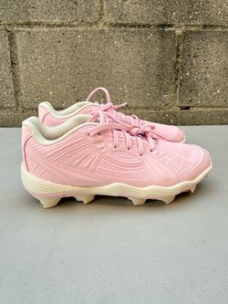 Under armour softball cleats kids size 5y