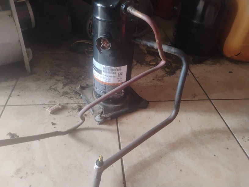 COMPRESSOR