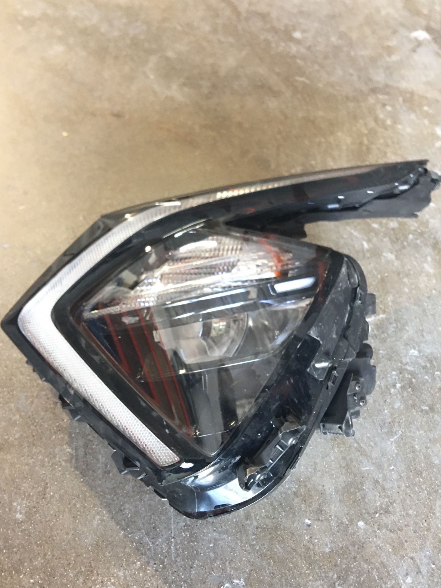 2023 Kia Sportage Left Headlight LED Assembly