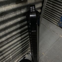 Portable Tower Fan - Working Condition 