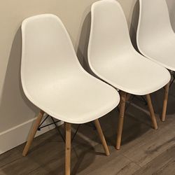 Set Of 2 Paris Tower Dining  White Side Chairs With Wood Legs 