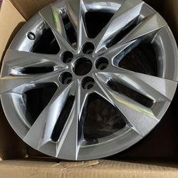 Toyota Sienna Stock Wheels