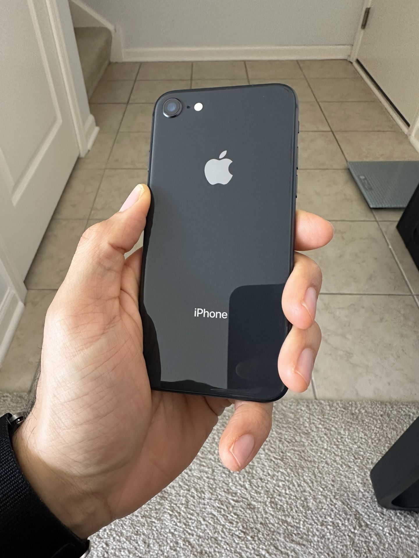 iPhone 8 64gb Unlocked 