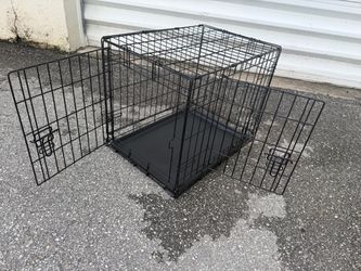For Dogs 30lbs and under 24x18x20in Black Double Door Metal Dog Cage Crate Pet Containment!