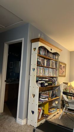 Oak and white country heart bookshelf￼