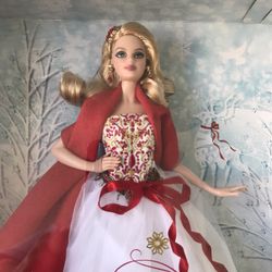 2010 Holiday Barbie Doll Collector Edition Mattel R4545