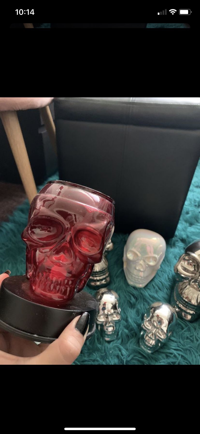 5 skulls and 1 skull wax lamp $45 for all or best offer
