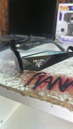 Prada Milano Sunglasses Black