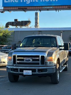 Ford Super Duty Pickup Truck