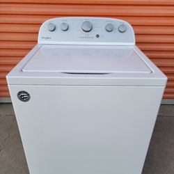 Just Like New!!! Top Of The Line!!! Whirlpool, 12 Cycle, Washer with Huge, Oversized, Stainless Steel, Tub!!!