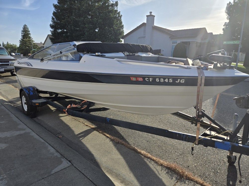 Byliner Boat