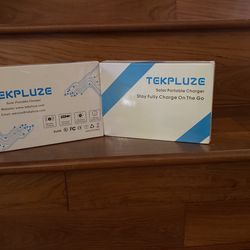 Tekpluze Solar Portable Charger
