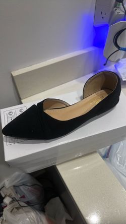 Flat shoes
