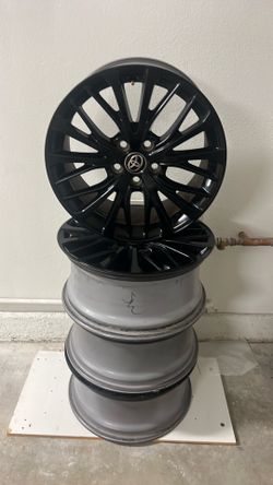 2020 Toyota Camry Nightshade SE rims