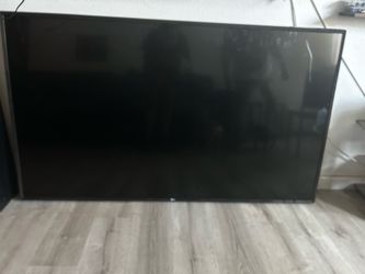 LG  4K Smart LED TV