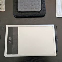 Wacom Bamboo Pen and Touch Tablet