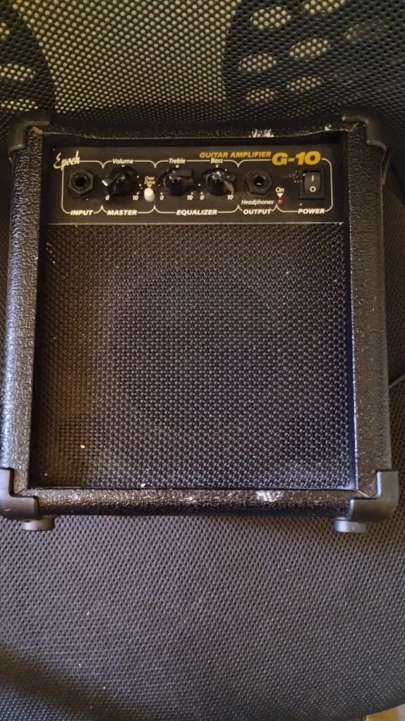 Epoch Guitar Amplifier G-10 Mini Portable Amp - Black | 9"x 9"x 6"