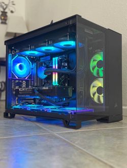Corsair iCue 2500x RGB Gaming PC ~ Ryzen 7 7800X3D + RTX 5070 12GB OC