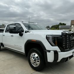 Wheels and Tires off 2026 GMC Sierra 3500 Denali Ulrimate Dually