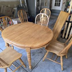 Kitchen Table And Chair Set 