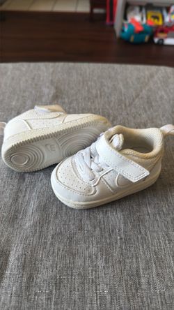 Nike kids court borough low recraft