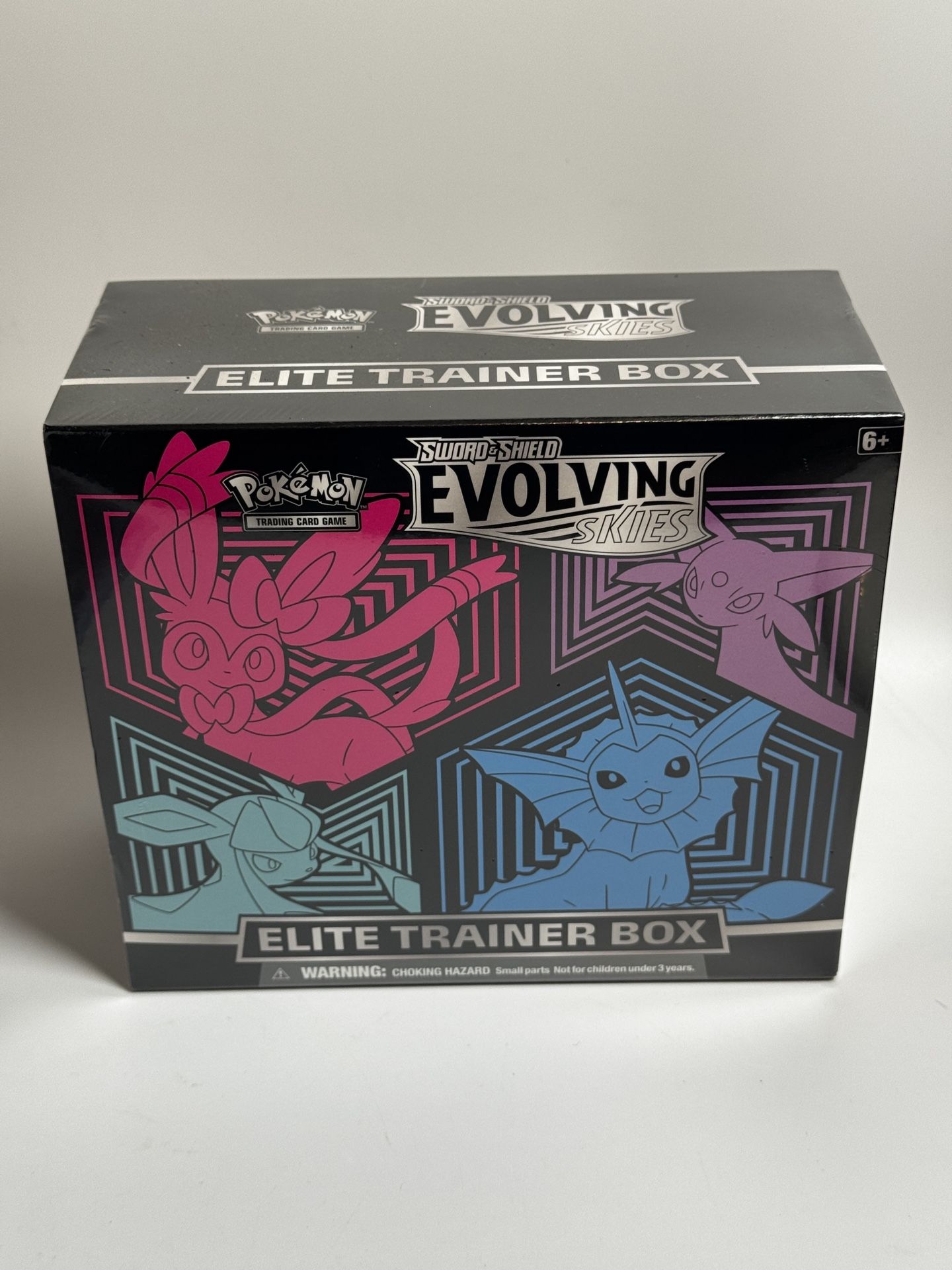 Pokemon: Sword & Shield Evolving Skies Elite Trainer Box [Glaceon/Vaporeon/Sylve