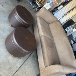 Crate & Barrel Couch And 2 Ottoman!