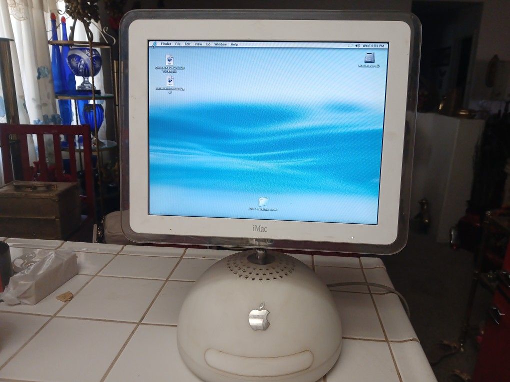 VINTAGE iMac G4 Desktop Computer 2002- Mac OS